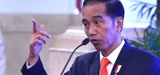 Jokowi: Suara Rakyat atau Suara Kegaduhan?