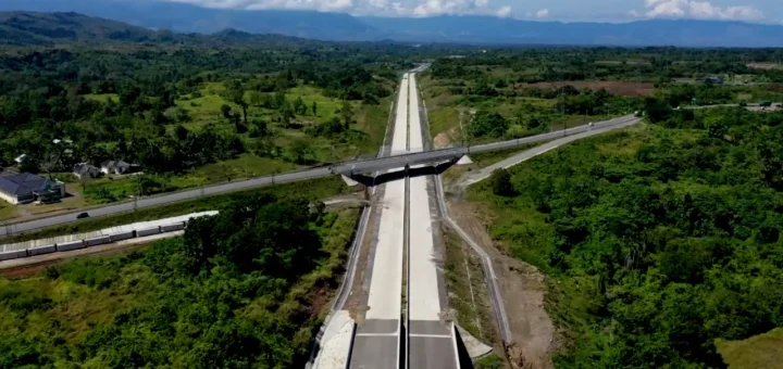 Hutama Karya dalam Membangun Jalan Tol Trans Sumatera