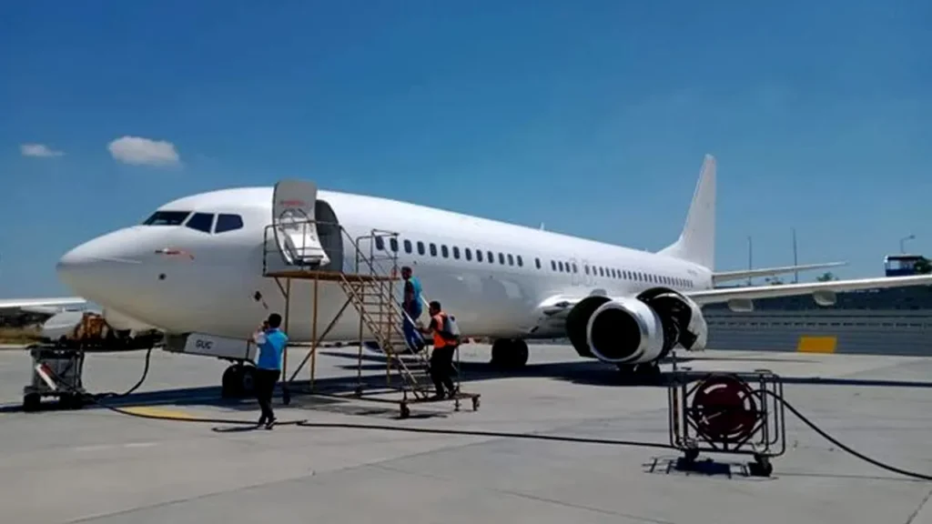 Misi Dirut Baru Garuda Indonesia untuk Turunkan Harga Tiket Pesawat